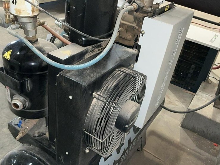 #133-•-2018-schulz-3015-air-compressor-image-23