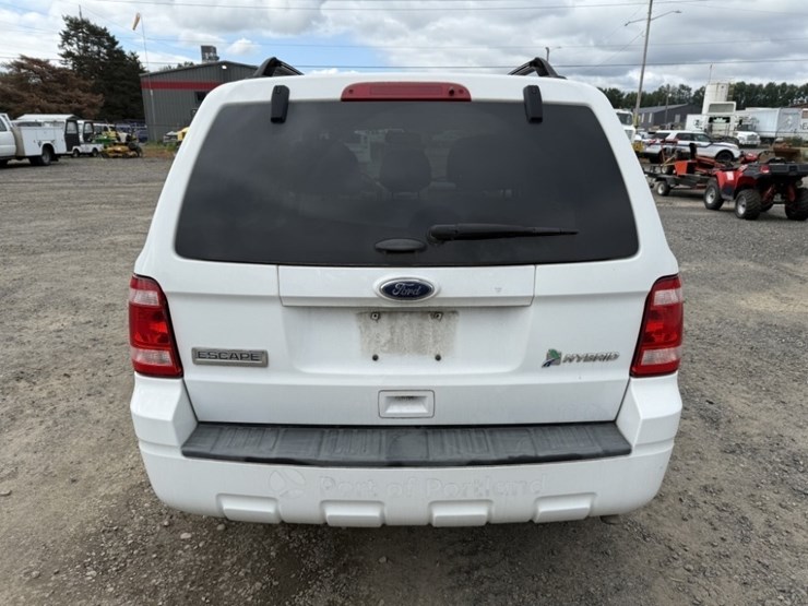 2011-ford-escape-hybrid-image-5