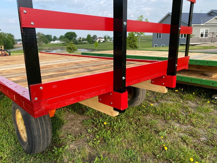 new---8’-x-18’-hay-wagon-with-gear-image-12