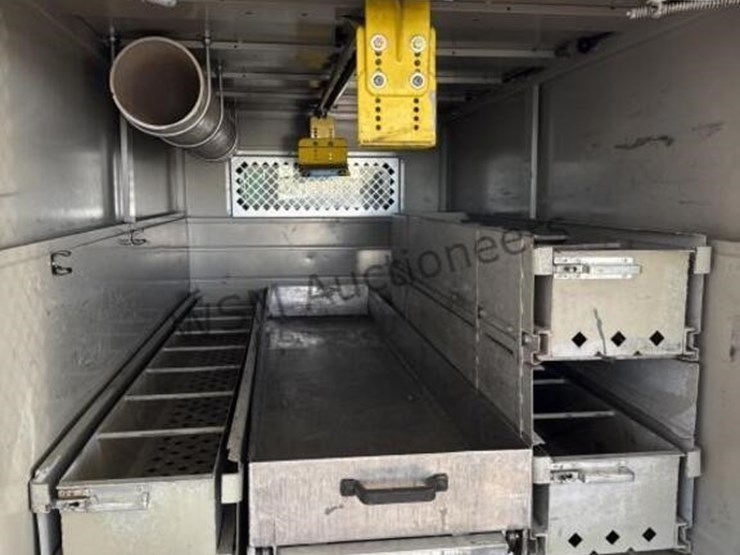 2019-ford-f250-image-11
