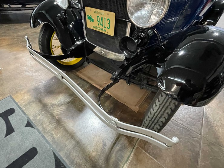 1928-ford-model-a-image-13