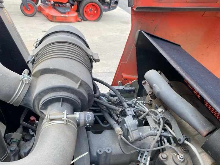 kubota-f3990-image-29