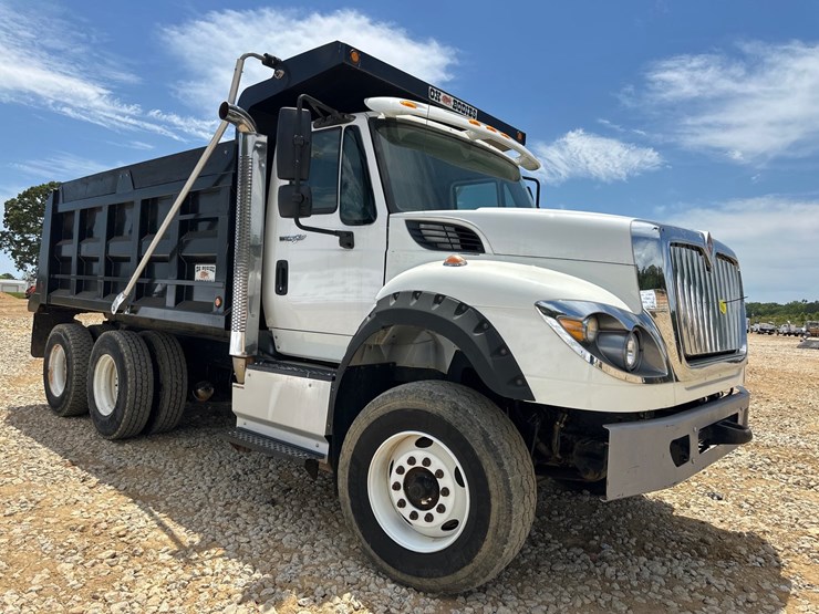 2016-international-workstar-7600-image-5