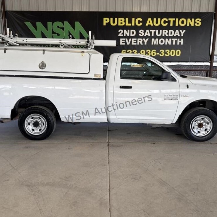 2015 DODGE 2500