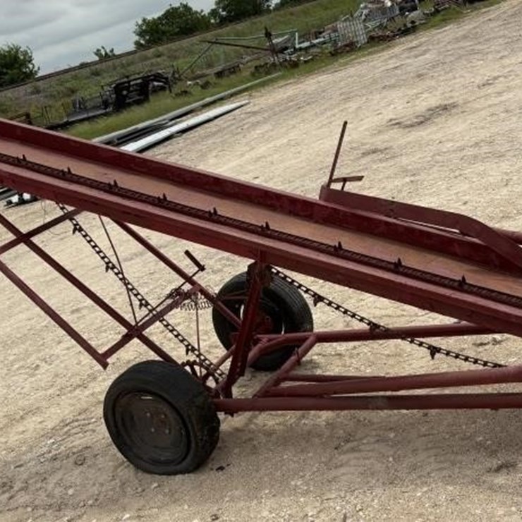L3 - Square Bale Side Loader