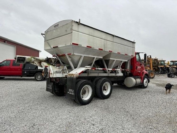 2006-case-ih-8600-image-6