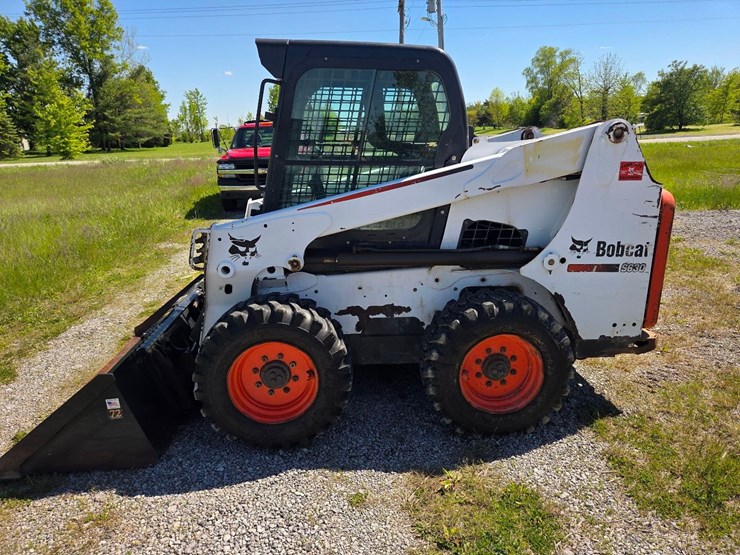 2013-bobcat-s630-image-16