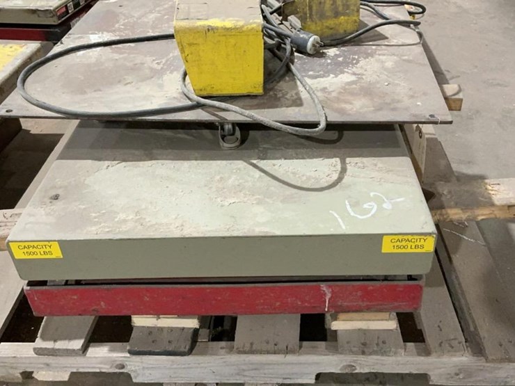 #162-•-southworth-lift-tables-image-9
