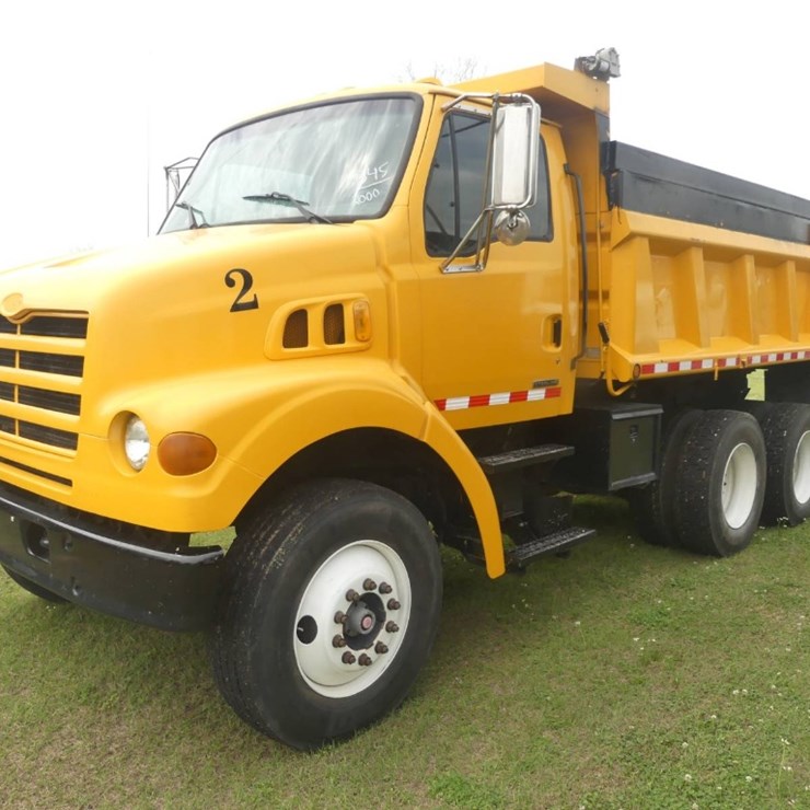 2000 STERLING L7500