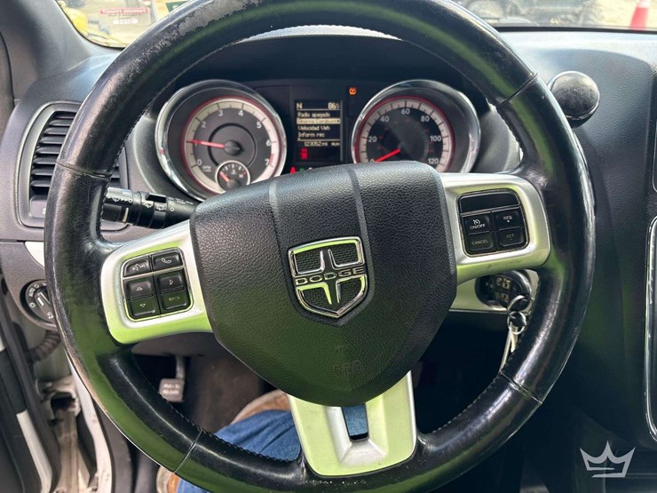 2017-dodge-grand-caravan-image-13