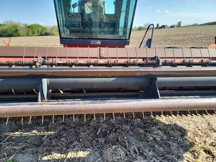 international-8840-swather-image-20