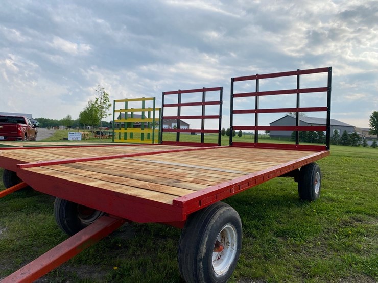 new---8’-x-18’-hay-wagon-with-gear-image-2