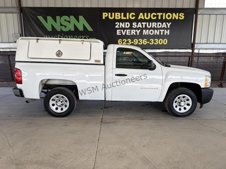 2012-chevrolet-silverado-1500-image-1