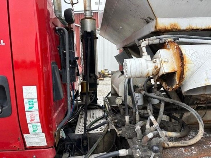 2006-case-ih-8600-image-34