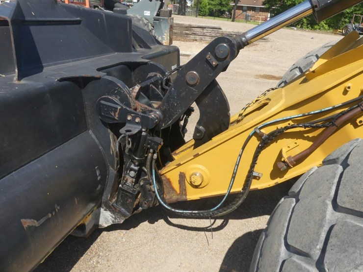 2006-caterpillar-930g-image-8