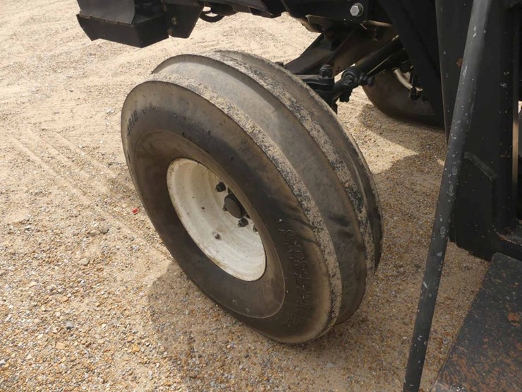 new-holland-ts6.110-image-7