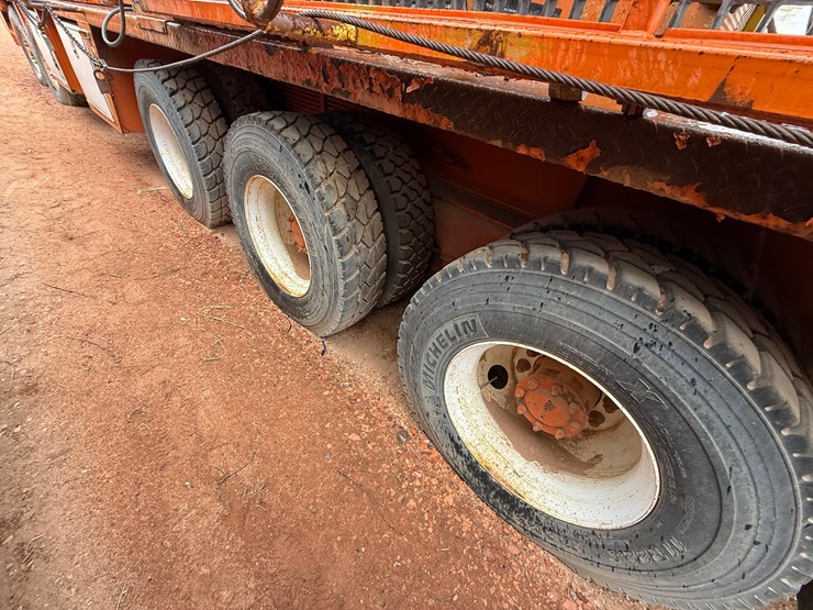2006-taylor-c500-dd-104'-250k-5-axle-well-service-workover-rig-image-19