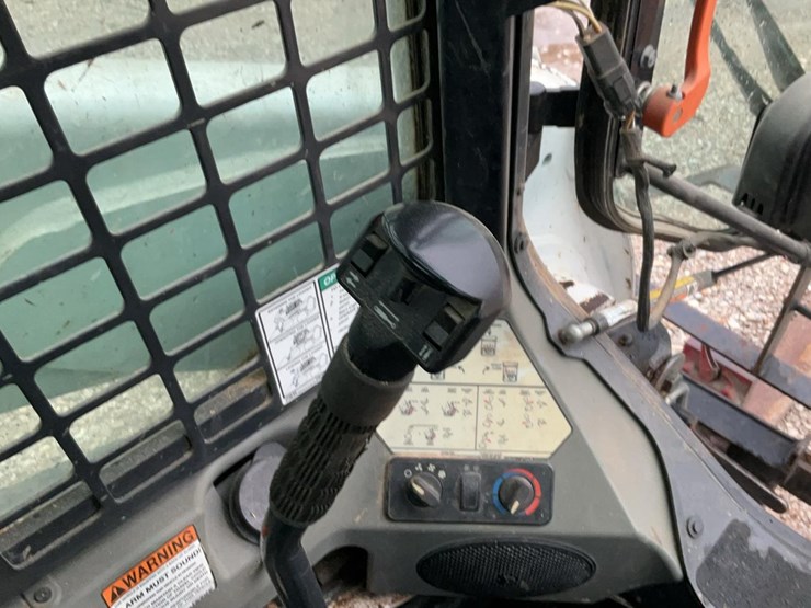 2016-bobcat-t650-image-15