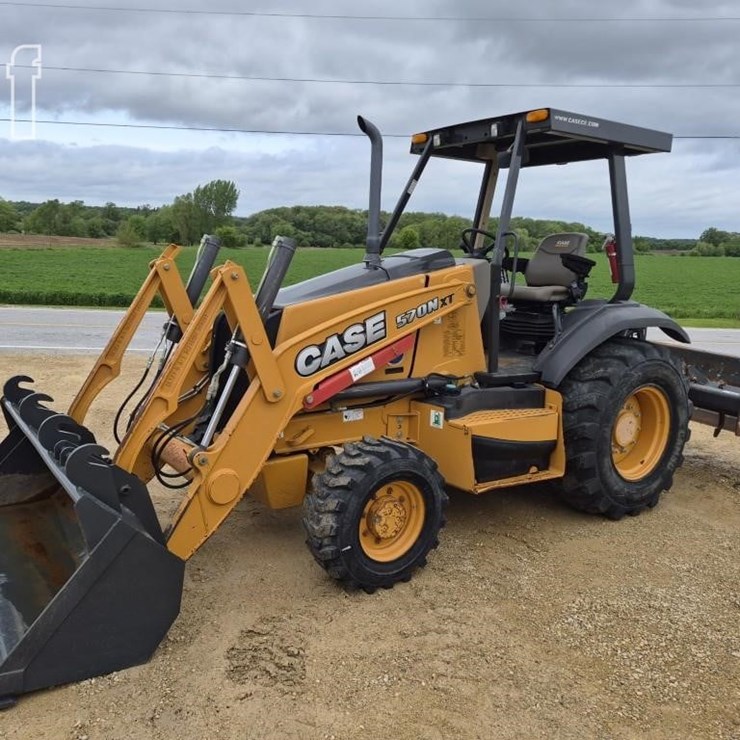 2014 CASE 570N XT