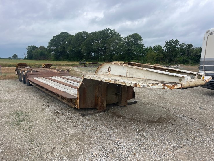 #40220-•-1981-phelan-wtt-60k-226"-tri/a-steel-fixed-neck-lowboy-trailer-vin:-1r9h39304b1010324-image-2