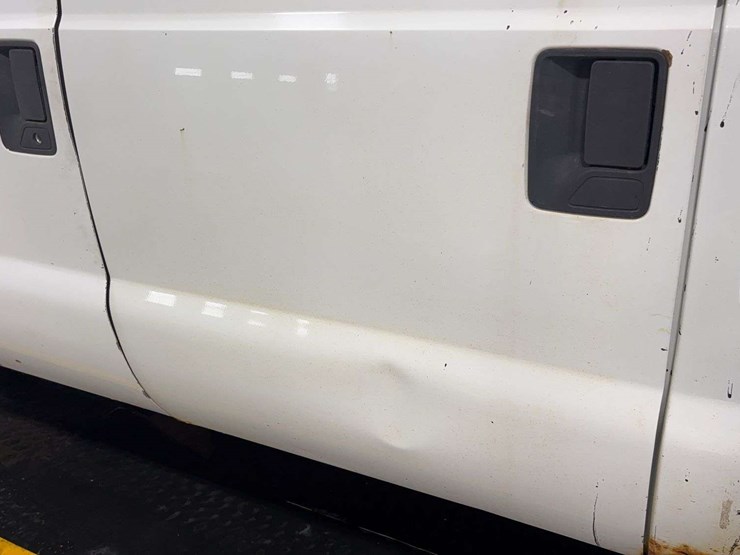 2016-ford-f450-image-32