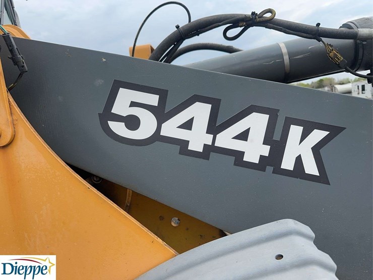 2011-deere-544k-image-17