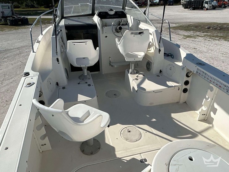 1995-aquasport-explorer-225-23ft-boat-w-21ft-t/a-boat-trailer-image-11