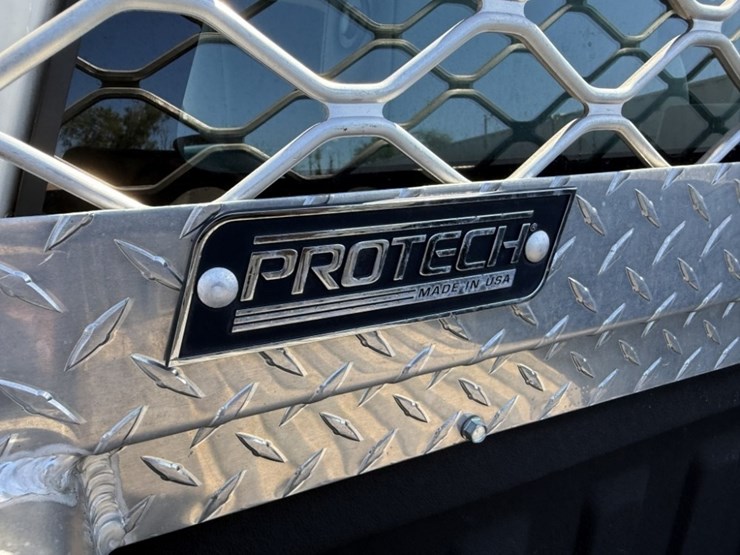 2014-ford-f150-image-24