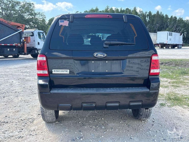 2008-ford-escape-image-17
