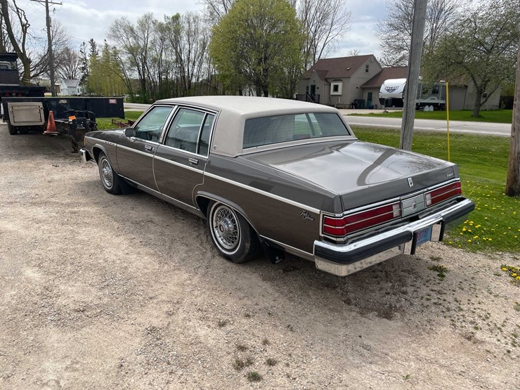 #140-•-1983-buick-park-avenue-(title-in-delay)-(kaukauna,-wi)-image-7