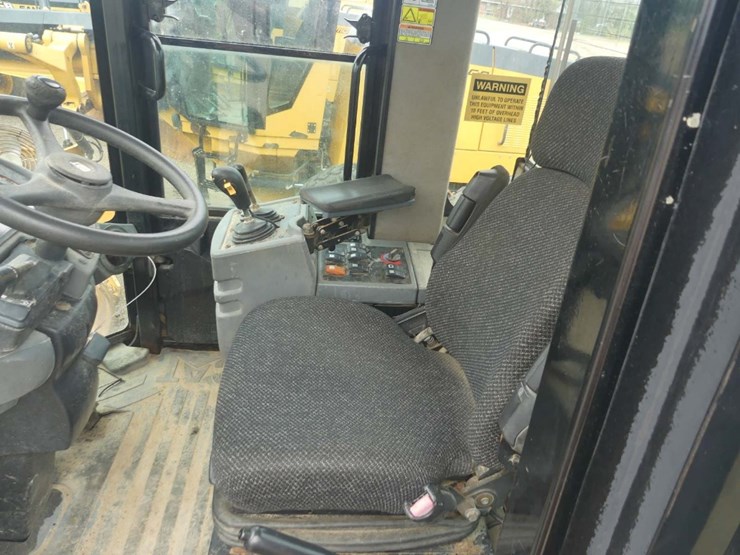 2006-caterpillar-928gz-image-14
