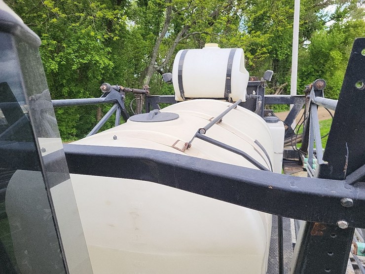 wilmar-7400-sprayer-image-61