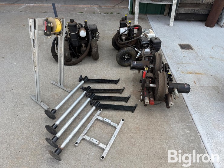 pump-trax-water-well-pump-puller-image-1