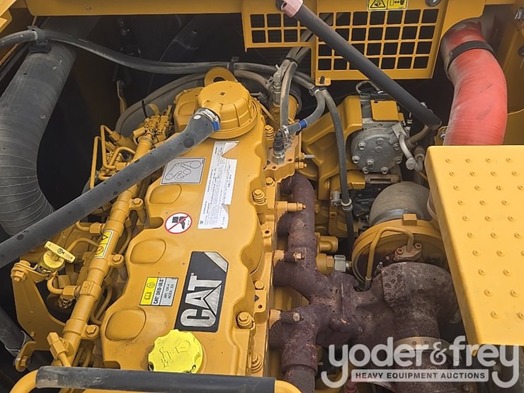 2019-caterpillar-336-image-50