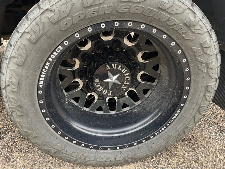 2019-dodge-ram-3500-image-14