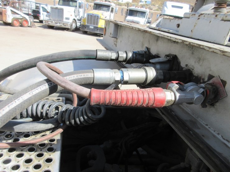 2013-kenworth-t800-image-20