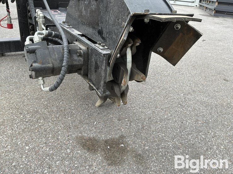 2026-massey-ferguson-730-image-15