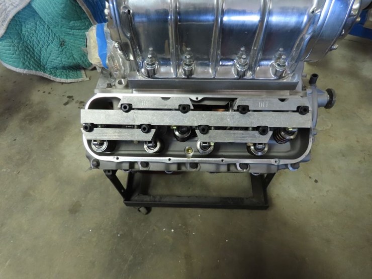 modified-chevrolet-427-v8-motor-image-11