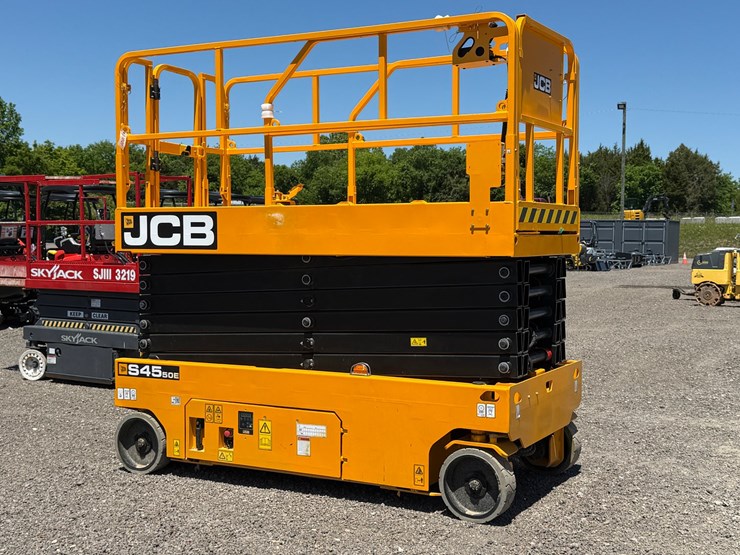 2023-jcb-s4550e-image-1