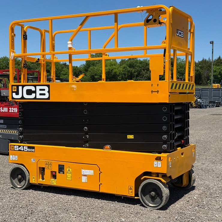 2023 JCB S4550E