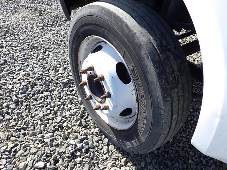 1999-ford-f450-image-31