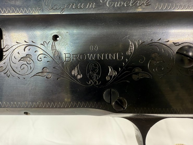 #89-•-browning-magnum-twelve-12ga-shotgun-23610rr151-image-15