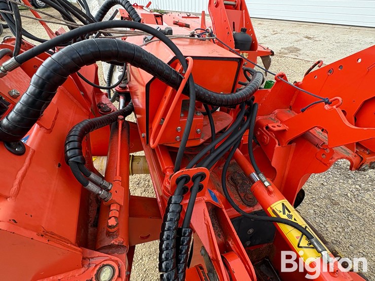 kuhn-fc883-image-12