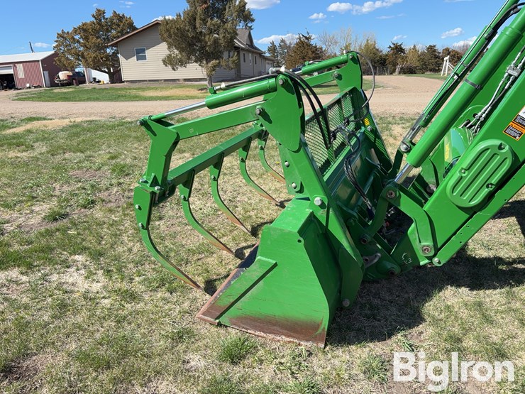 2020-john-deere-6155m-image-9