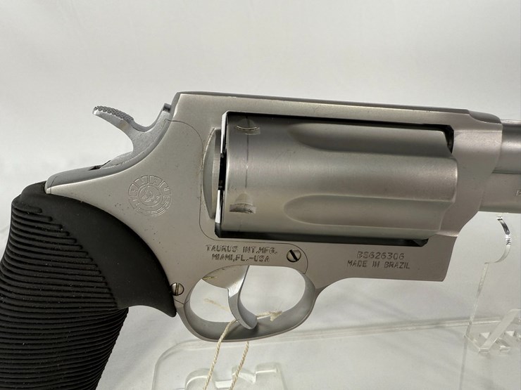 #84-•-taurus-the-judge-45lc/410gauge-bs626306-image-11