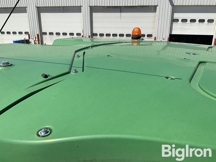 2015-john-deere-w235-image-9