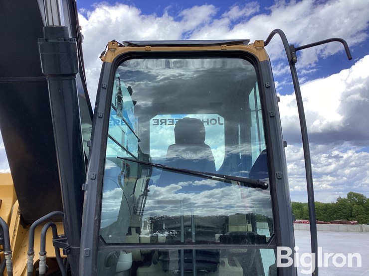 2012-deere-210g-lc-image-12