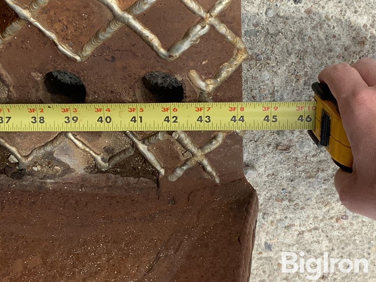 caterpillar-10-image-11