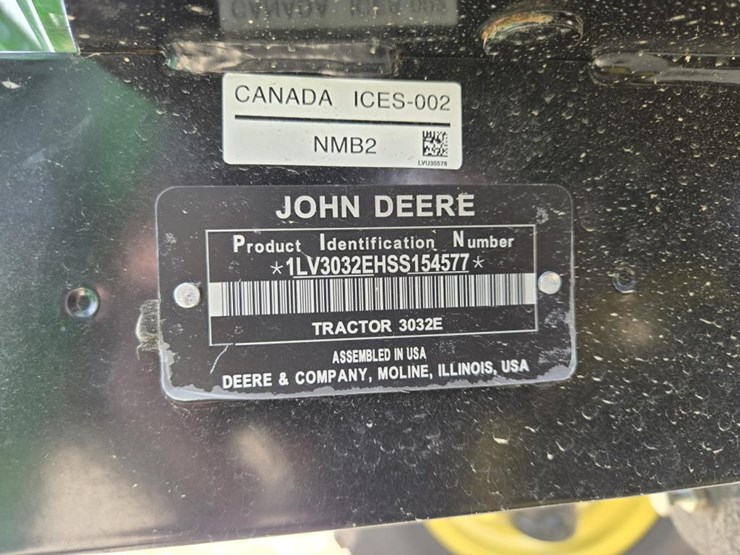 2025-john-deere-3032e-image-22