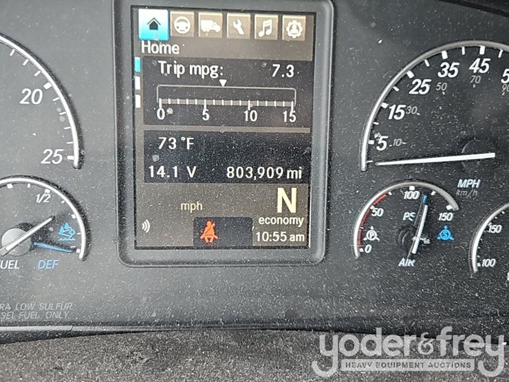 2019-freightliner-cascadia-125-image-44